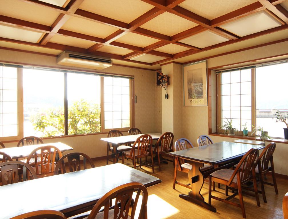 Villa Katashio Nozawaonsen Buitenkant foto